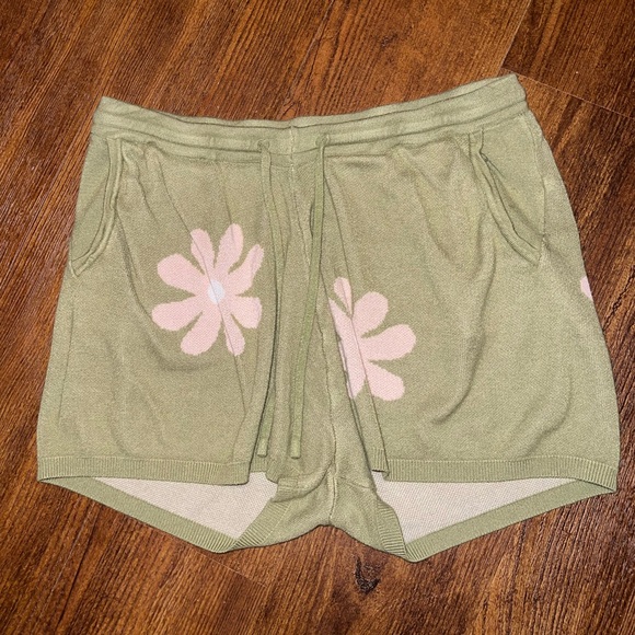 Ekouaer Green Pink Floral Knit Drawstring Waist Comfy Shorts Size L - Picture 2 of 9